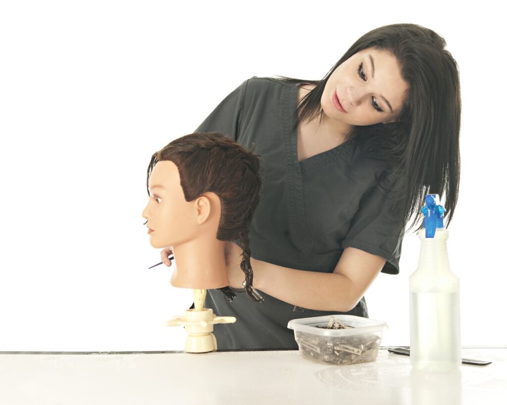 What You'll Learn in Cosmetology School