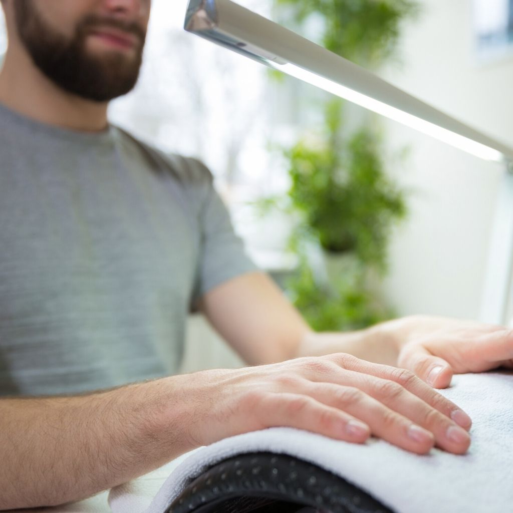 manicure for man